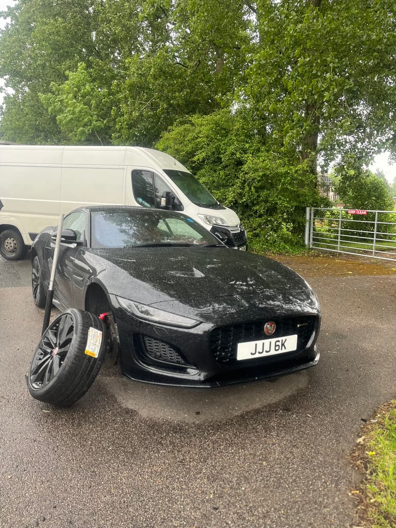 Fitting Jaguar F-Type